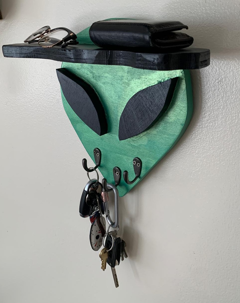 Handmade Wooden Alien Key Rack - thumbnail 2 of 6