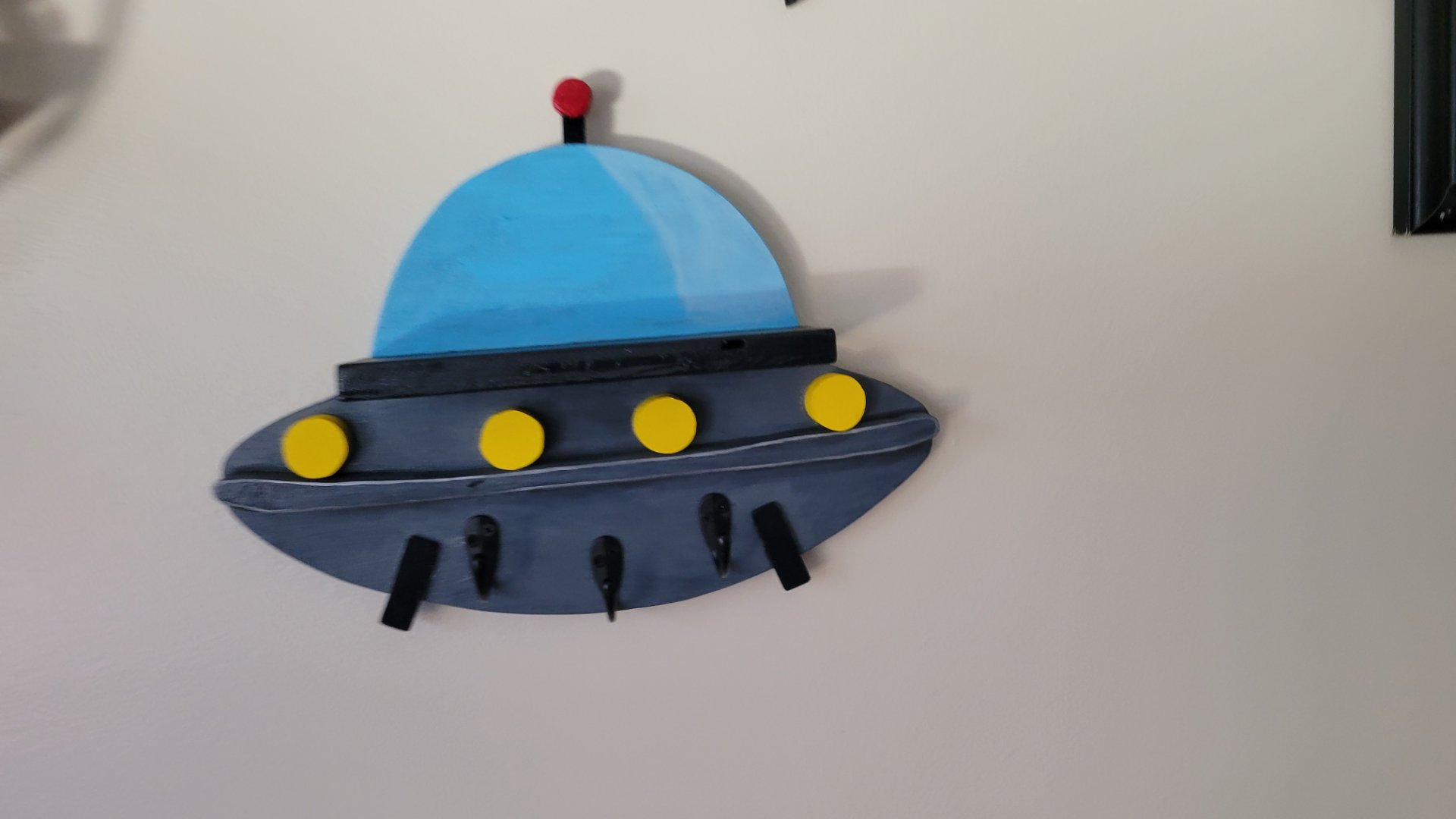 Handmade Wooden UFO Key Rack