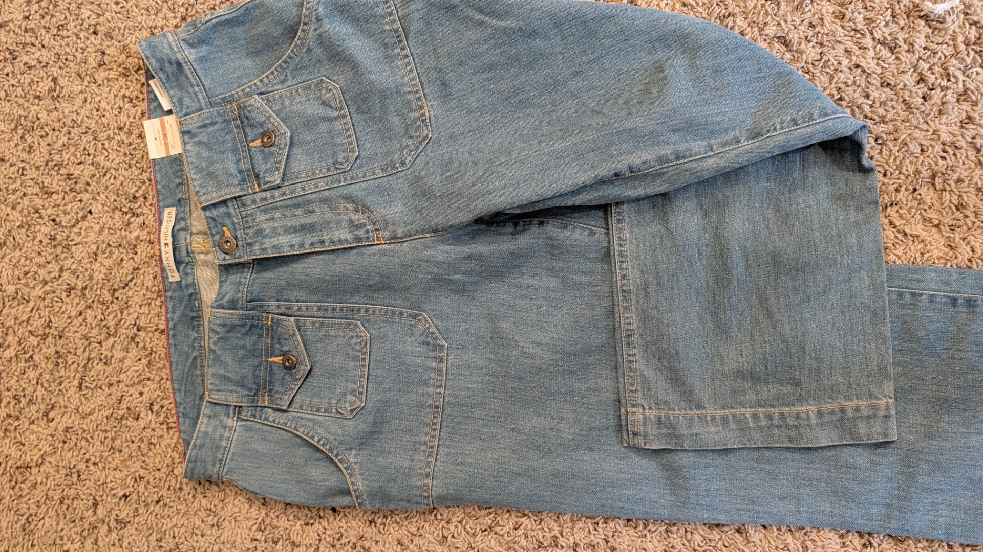 Hand Embroidered Cat Pocket Capris - thumbnail 3 of 4