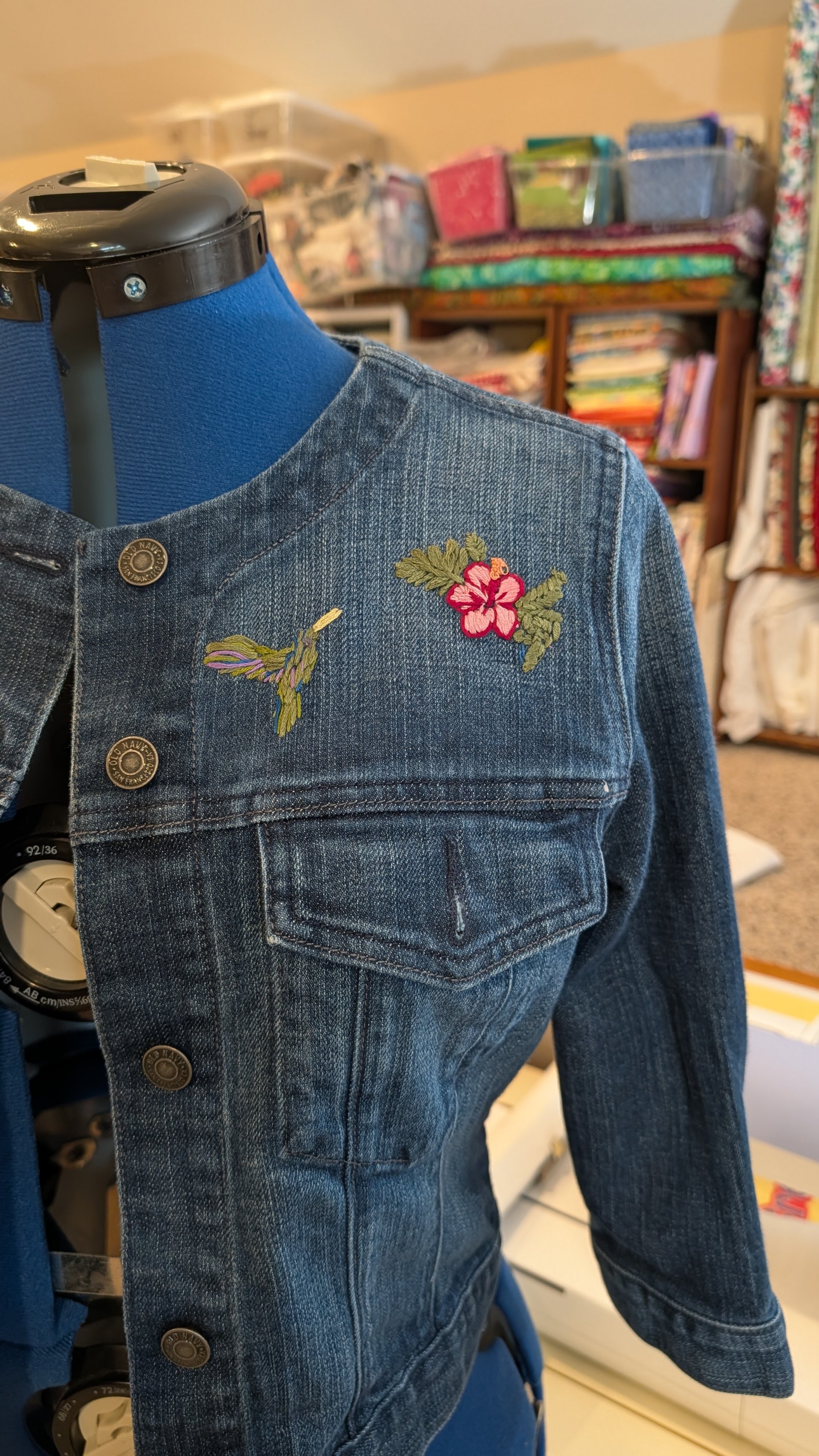 Hand Embroidered Hibiscus and Hummingbird  - thumbnail 2 of 2
