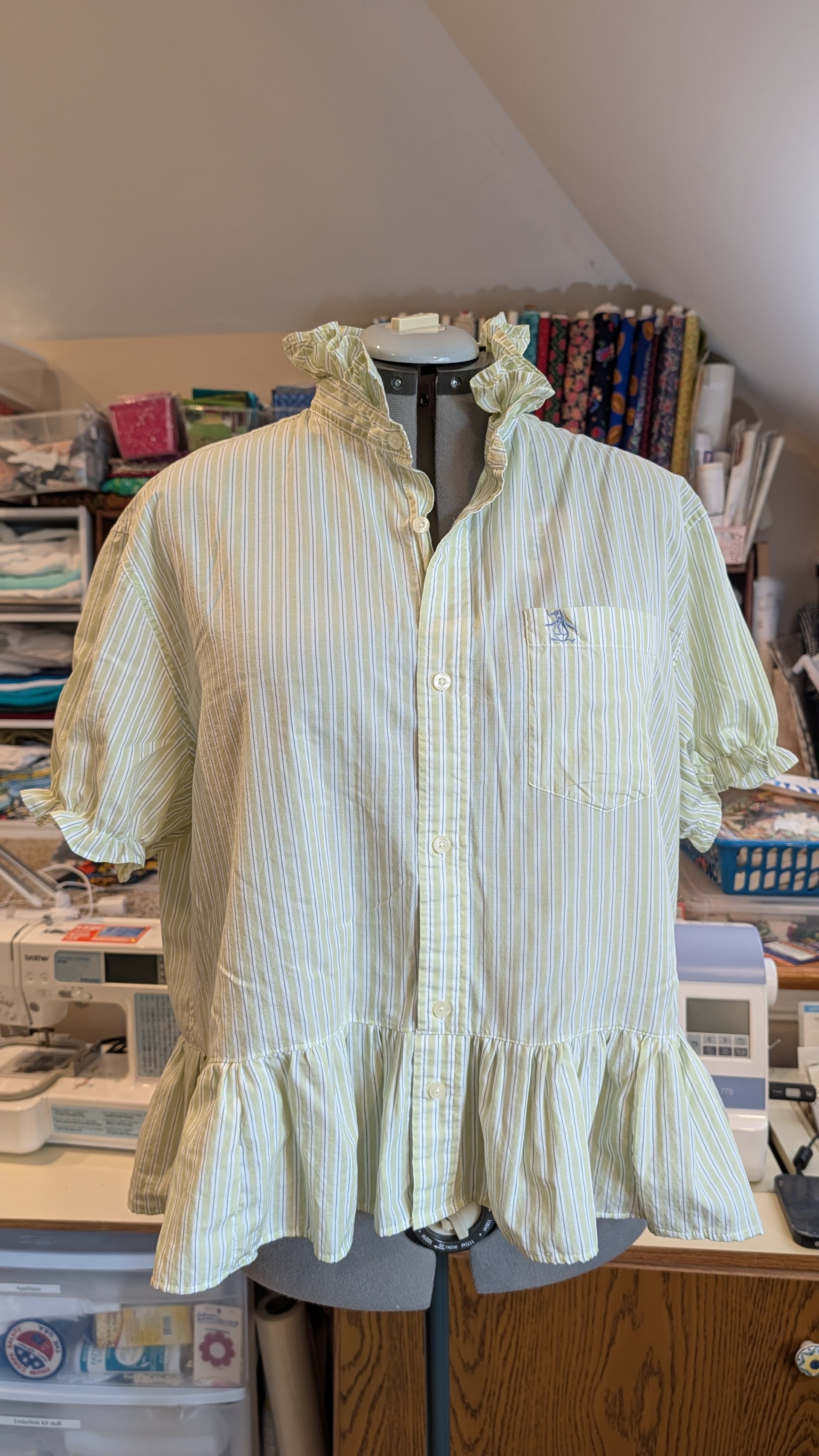 Ruffle Collar Short Sleeve Peplum Top
