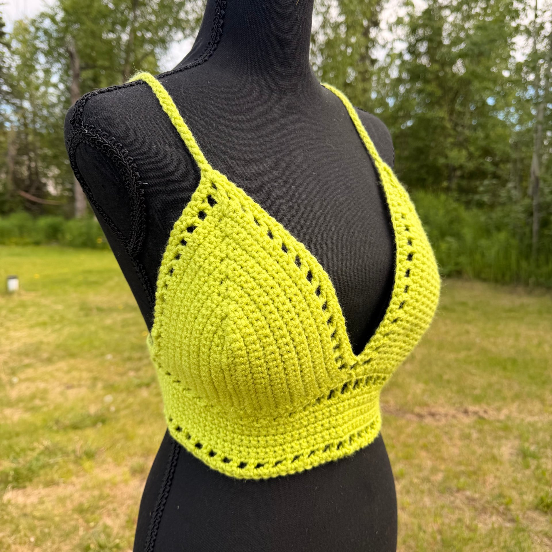 Surge Green Crochet Bralette Size Large - thumbnail 2 of 4