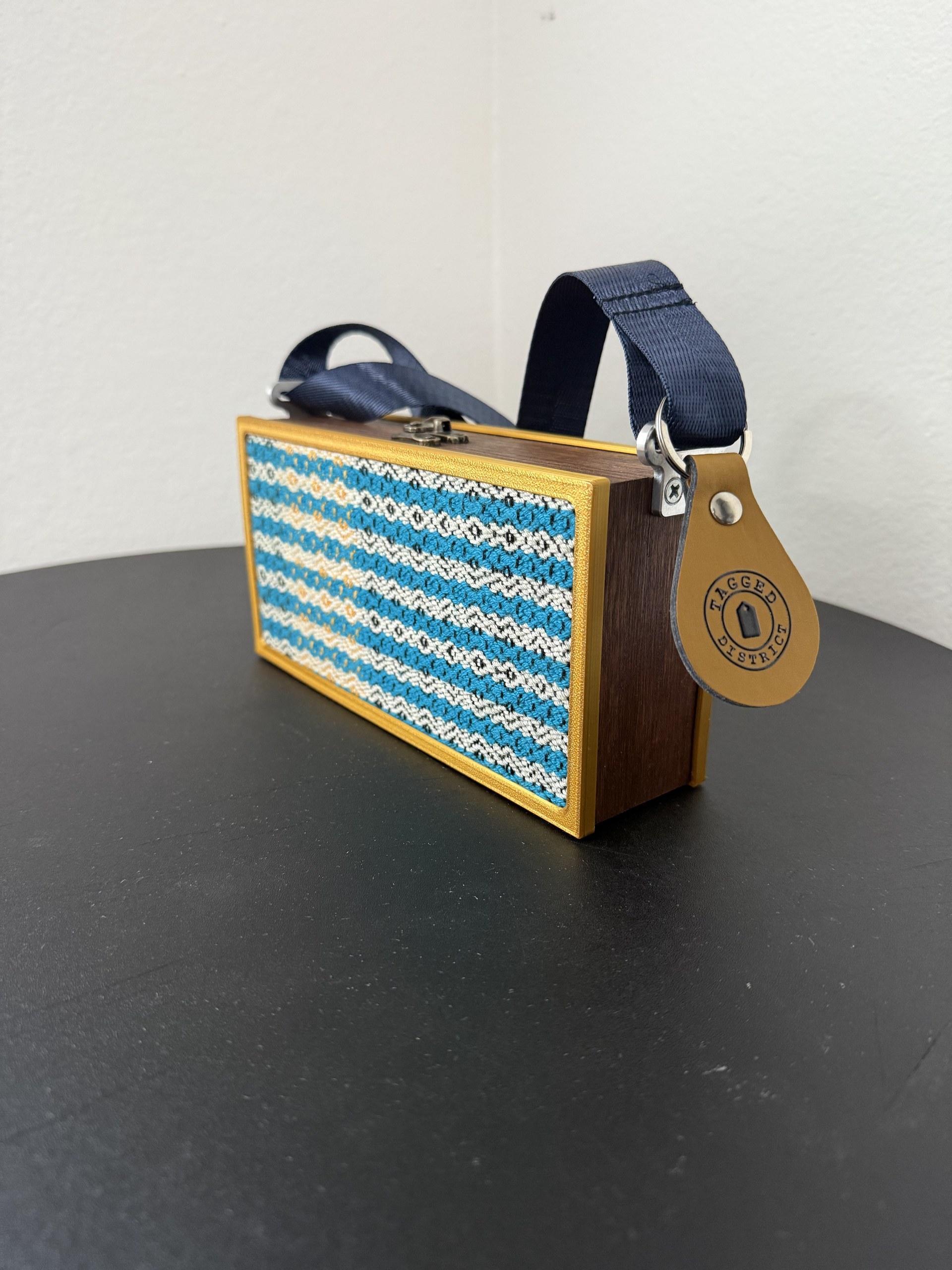 The Exhibit Purse - Woven Stripe - thumbnail 2 of 7