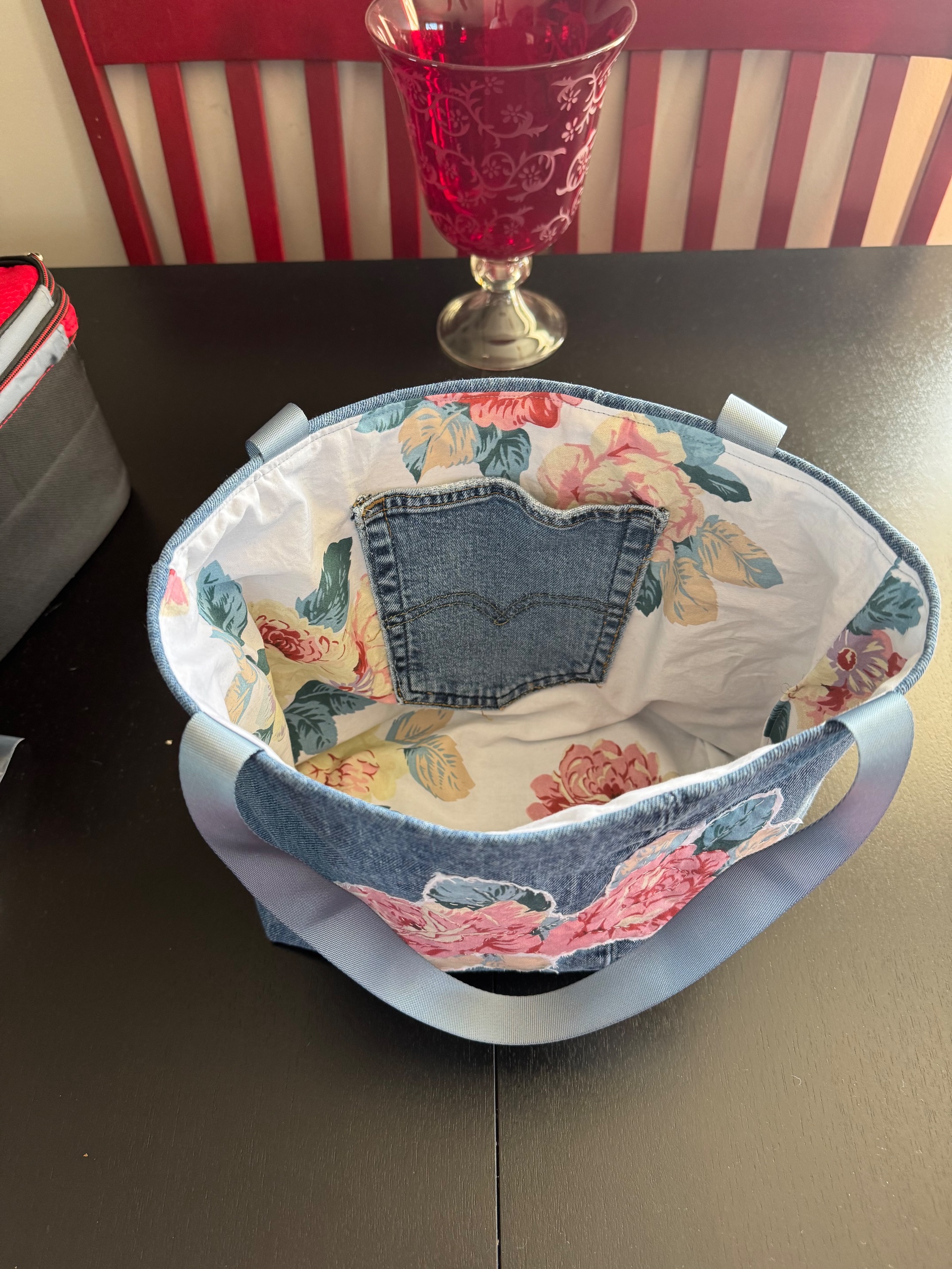 Cottage Rose Tote - thumbnail 2 of 4
