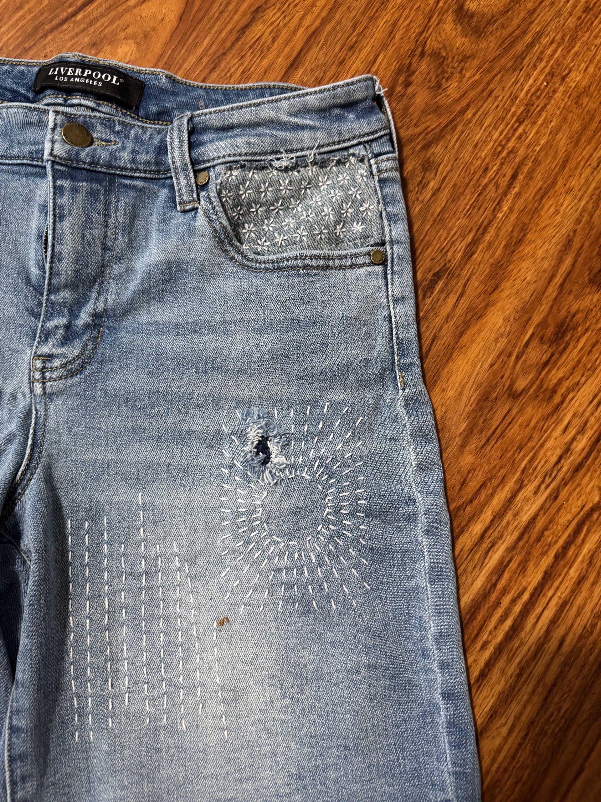 SALE! Upcycled jean shorts with Sashiko embroidery  - thumbnail 3 of 5