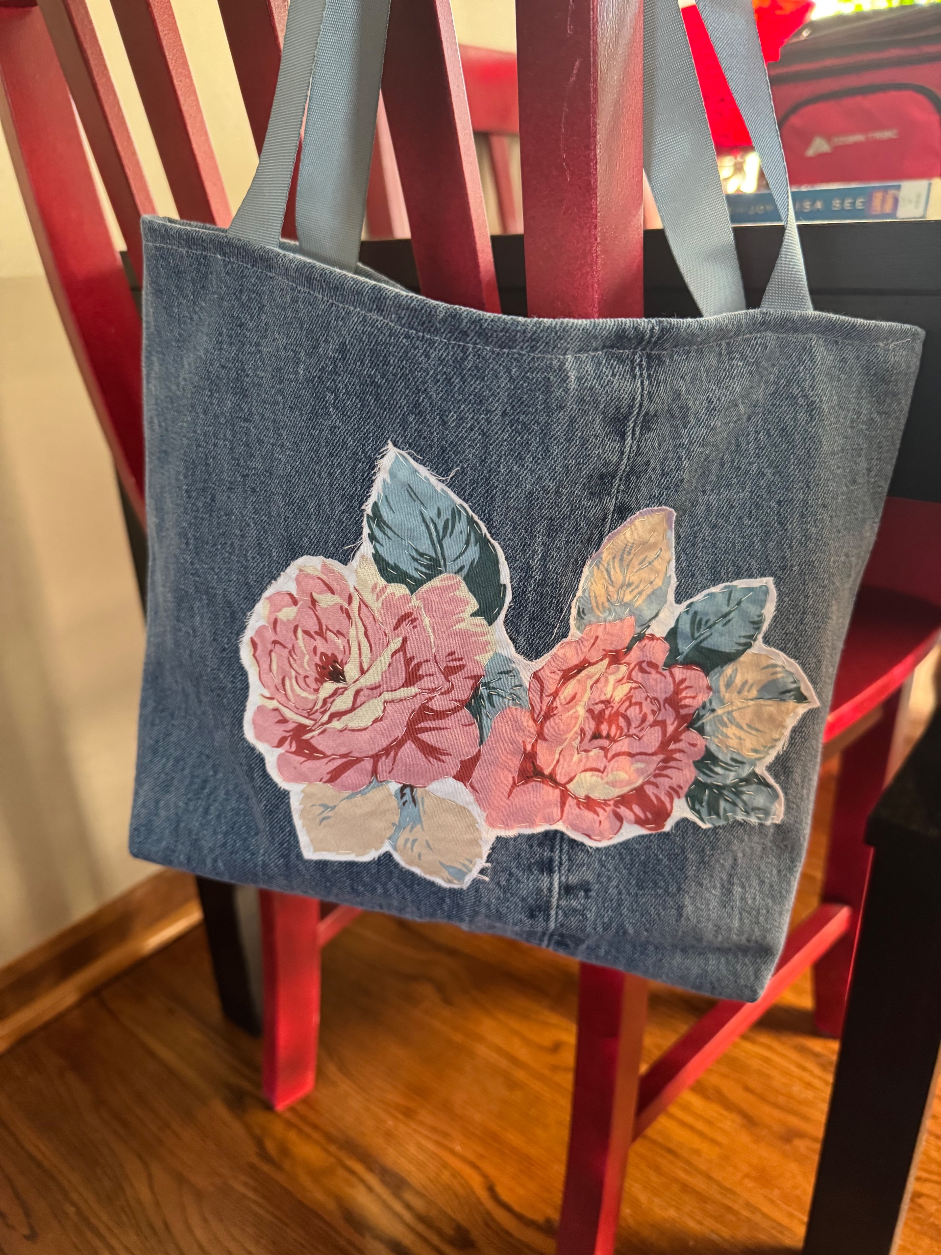 Cottage Rose Tote - thumbnail 3 of 4